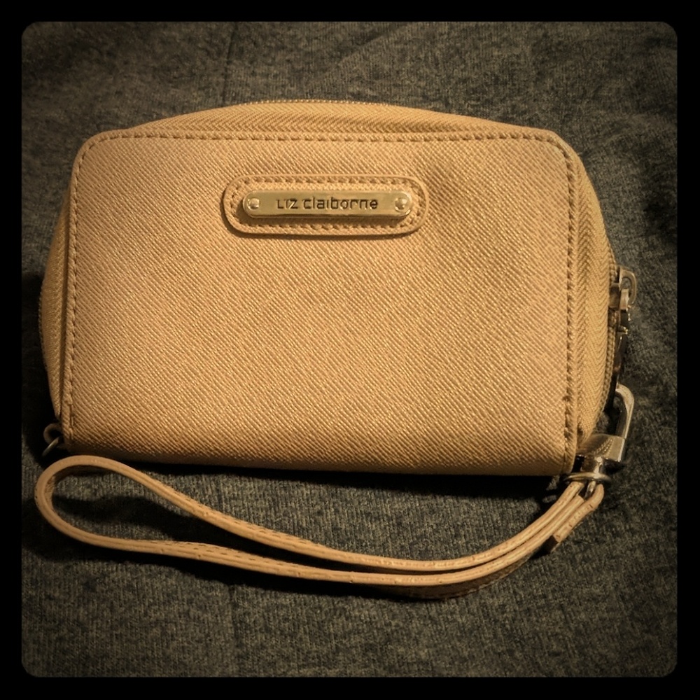 Liz Claiborne Wristlet Wallet